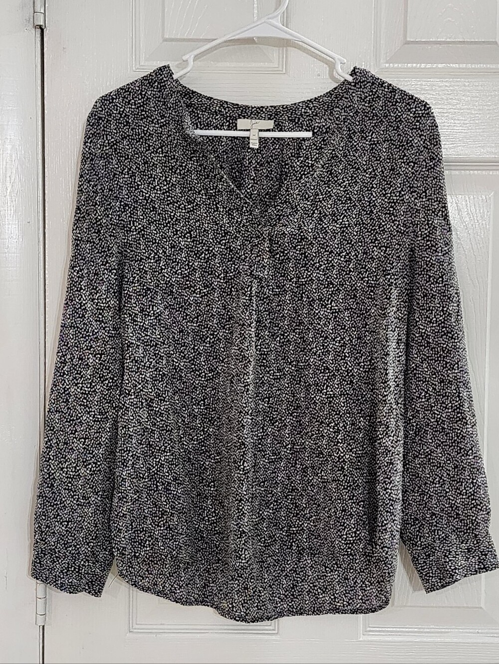 Joie 100% Silk Black White Polka Dot Blouse Medium V-Neck Long Sleeve Top
